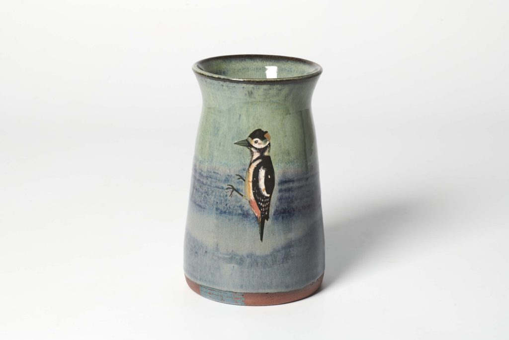 great spotted woodpecker pot